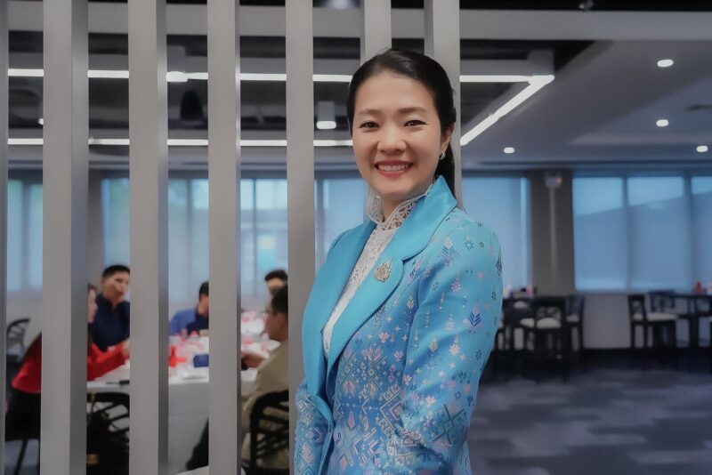 ร้อยรักจากใจ สายใยม่วงเหลือง ร.ร.พรตพิทยพยัต