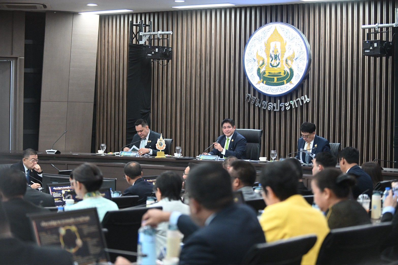 “รมว.ธรรมนัส”เดินหน้านโยบายควิกวิน เร่งสางปัญหาราคาสินค้าเกษตรตกต่ำ