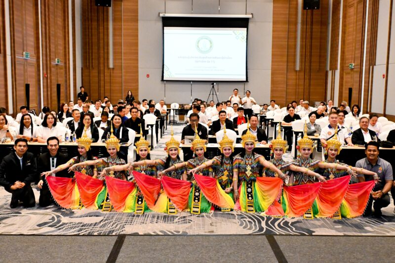 คณะผู้นำเมืองรุ่น11 ศึกษาดูงานเมืองน่าอยู่ จ.พัทลุง ชูการพัฒนาแบบมีส่วนร่วม